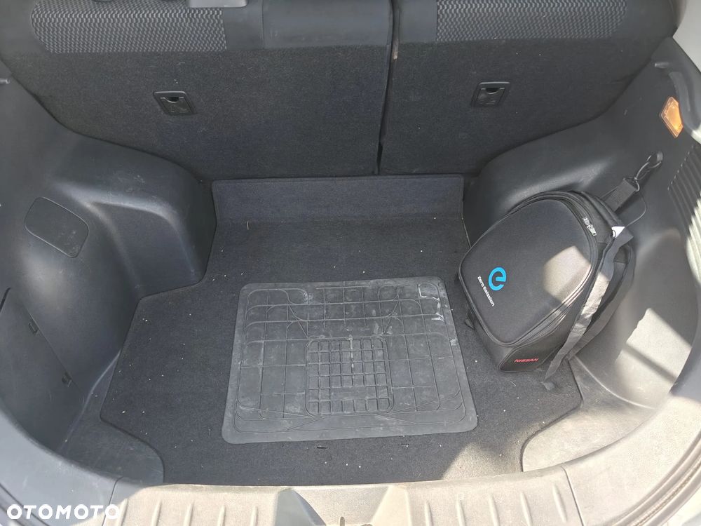 Nissan Leaf 30kWh Visia - 16