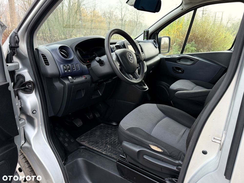Opel VIVARO - 33
