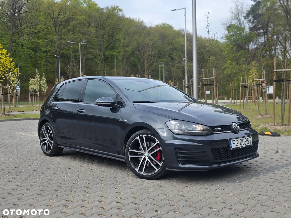 Volkswagen Golf 2.0 TDI BMT GTD - 19