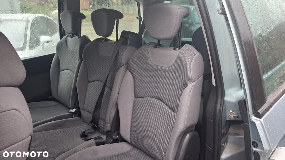 Peugeot 807 2.0 HDi Active - 15