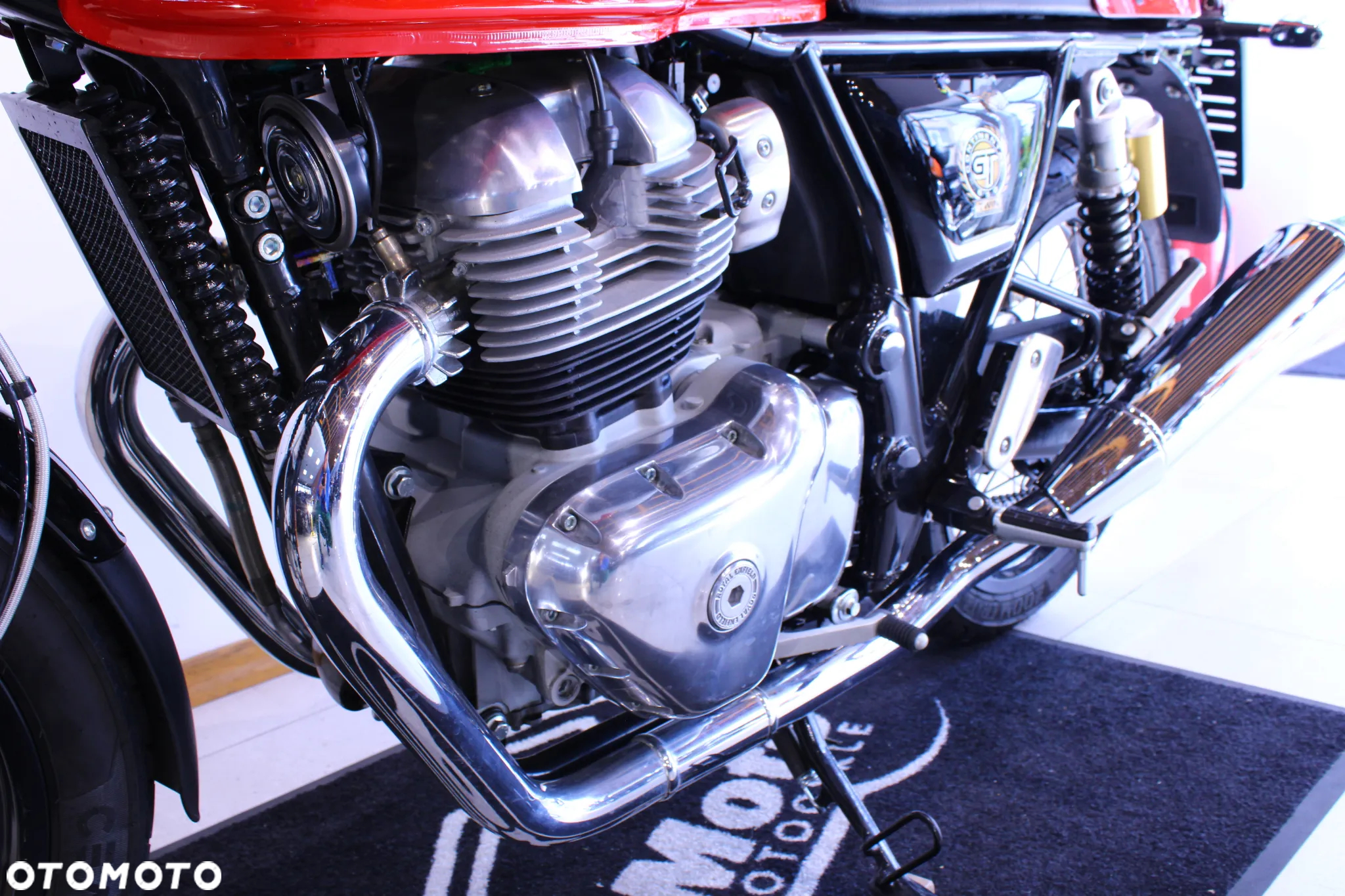 Royal Enfield Continental - 26