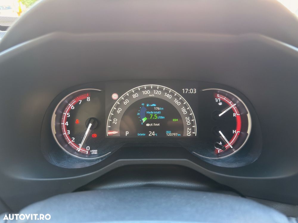 Toyota RAV4 2.0P CVT AWD Luxury - 11