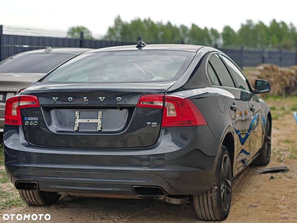 Volvo S60 T5 Geartronic Momentum - 2