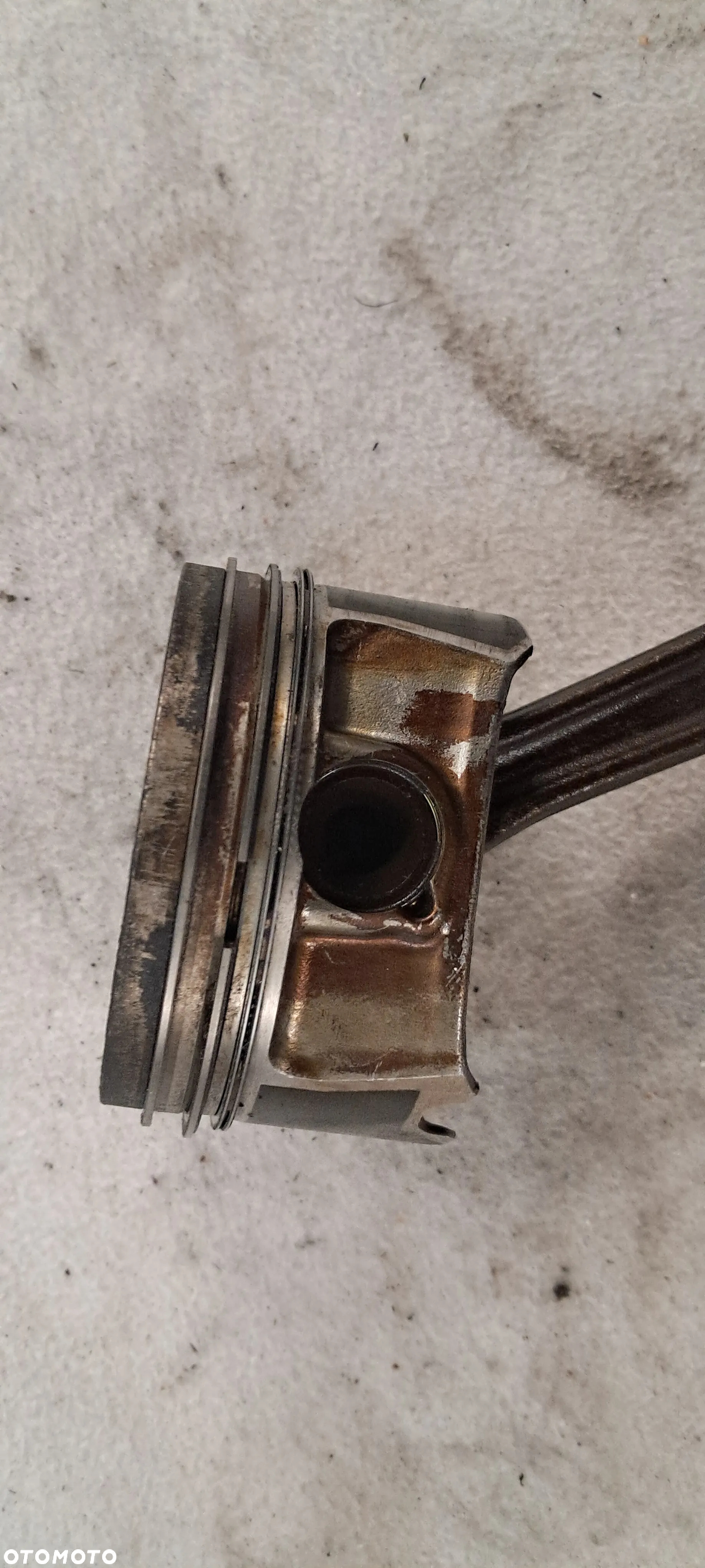 Tłok Korbowód Silnika BPJ 2.0TFSI 82L143 Audi A4 A6 - 4