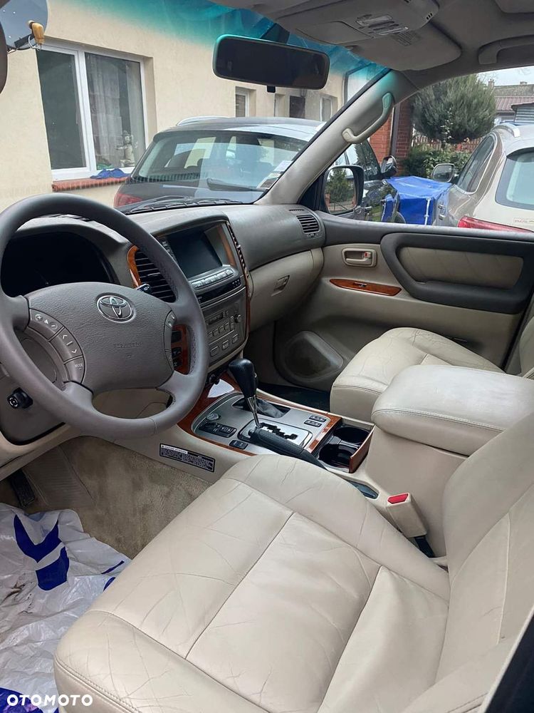 Toyota Land Cruiser 100 Automatik - 10