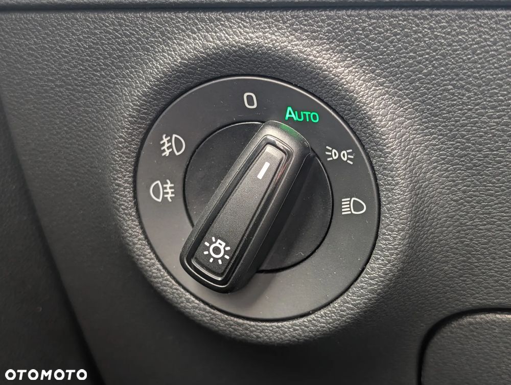 Skoda Karoq 1.5 TSI ACT Selection DSG - 25