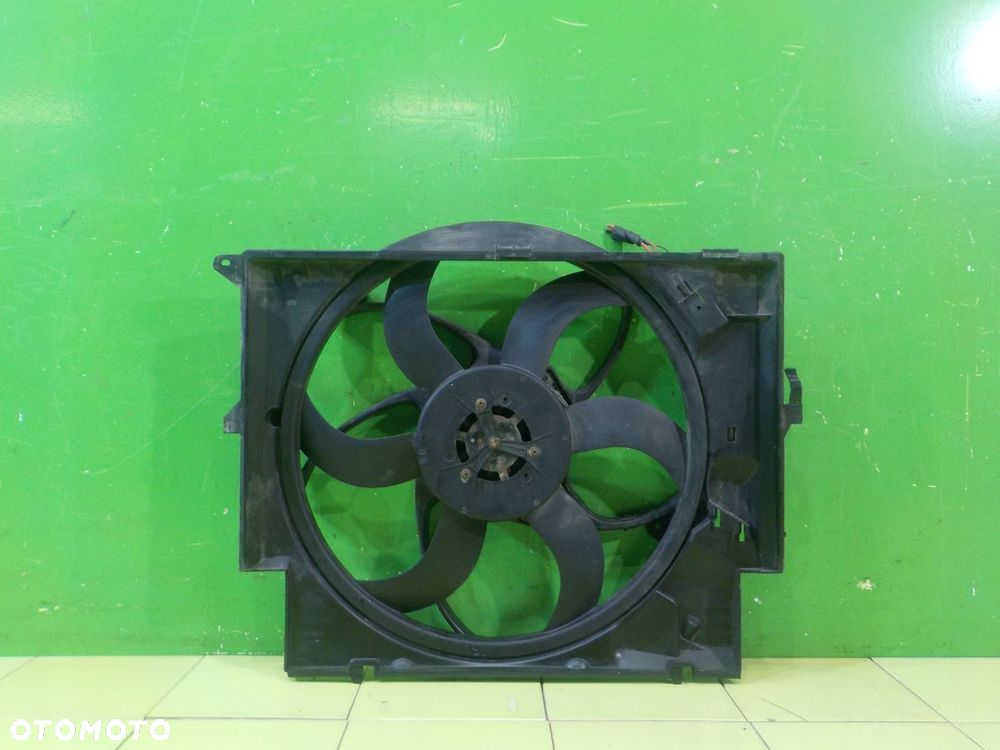 BMW X1 E84 2.0D 10r 5D wentylator chlodnicy 7588974 8506668 - 2