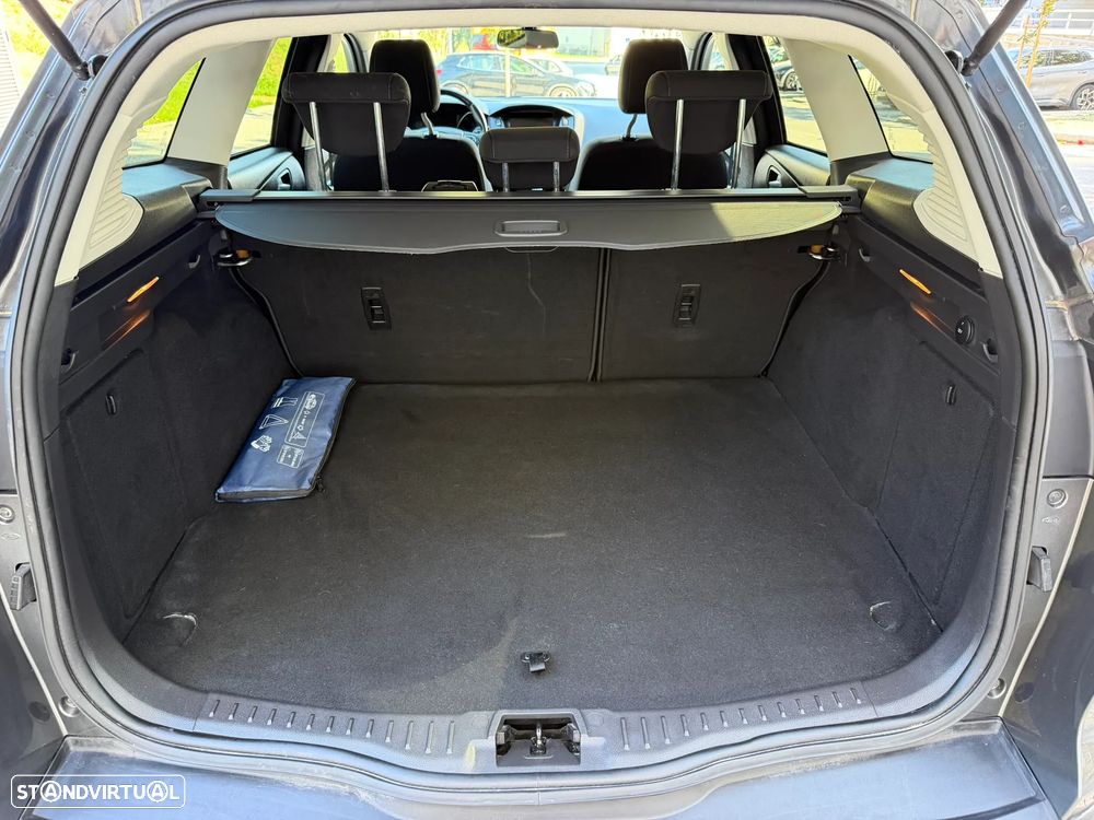 Ford Focus SW 1.0 SCTi Trend+ - 21