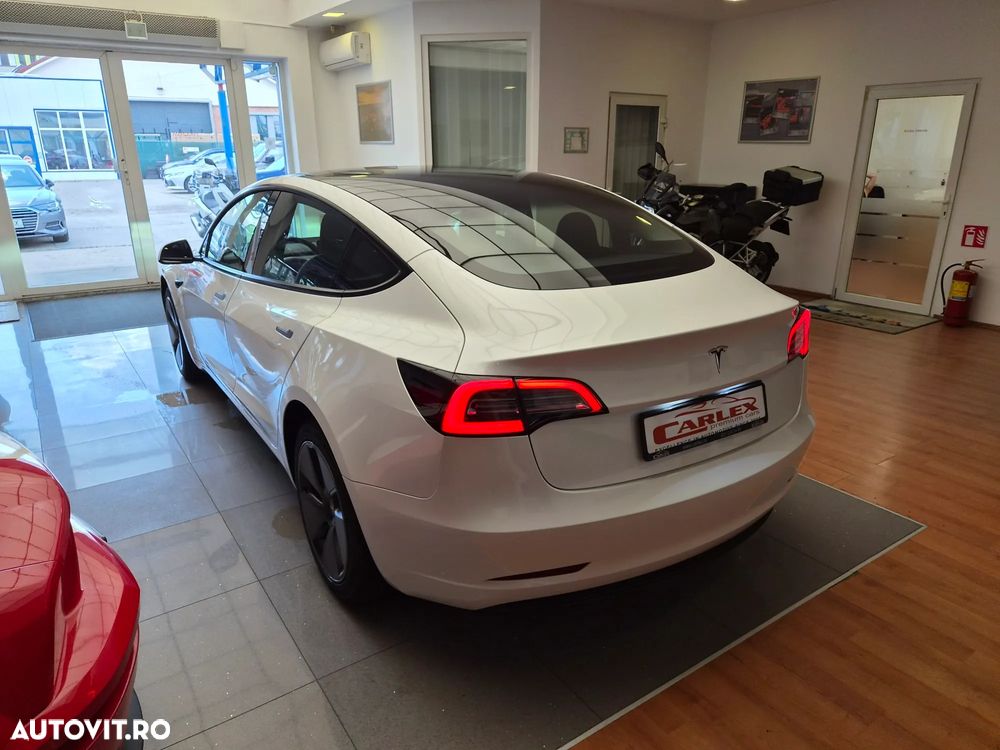 Tesla Model 3 RWD - 8