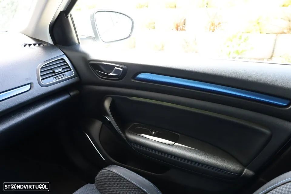 Renault Mégane 1.5 Blue dCi GT Line - 33