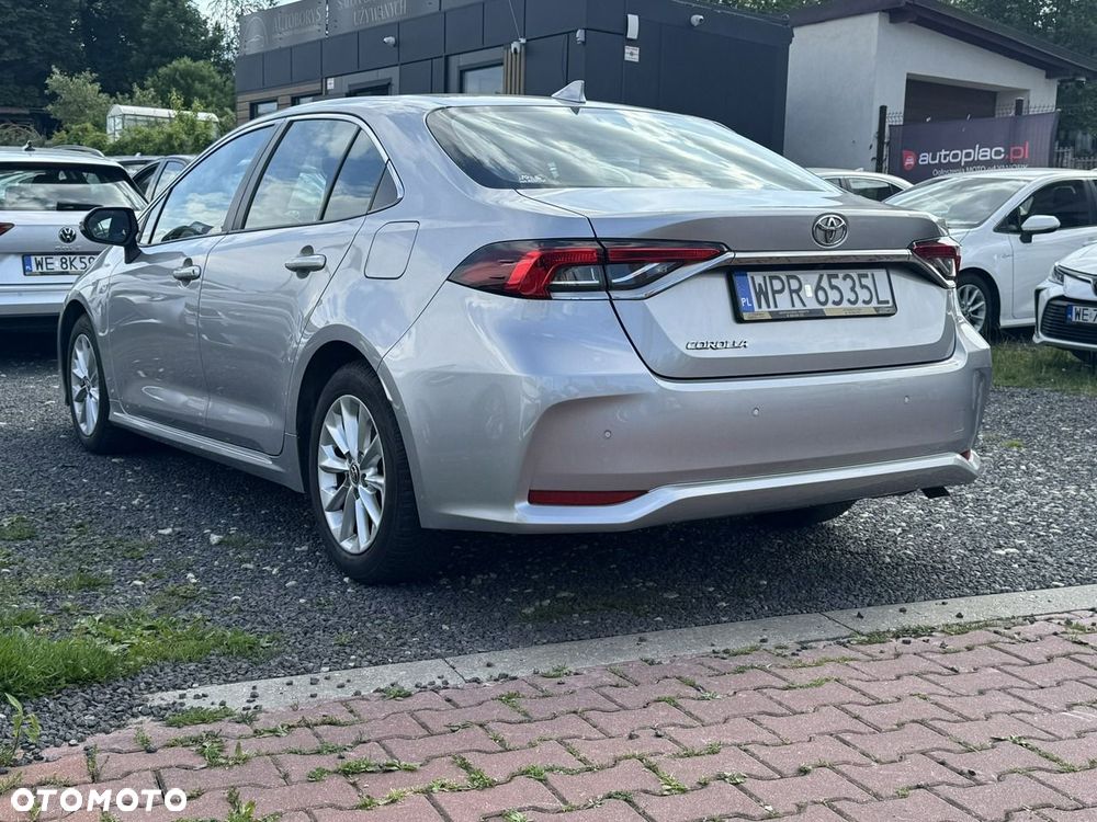 Toyota Corolla 1.5 Comfort - 11