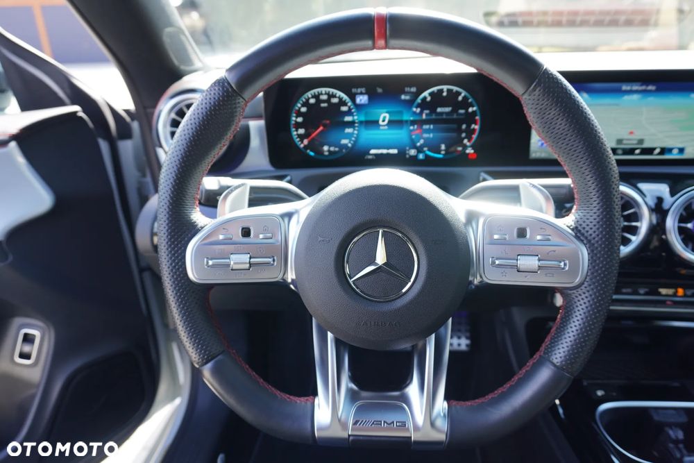 Mercedes-Benz CLA AMG 35 4Matic B AMG Speedshift 7G-DCT - 19