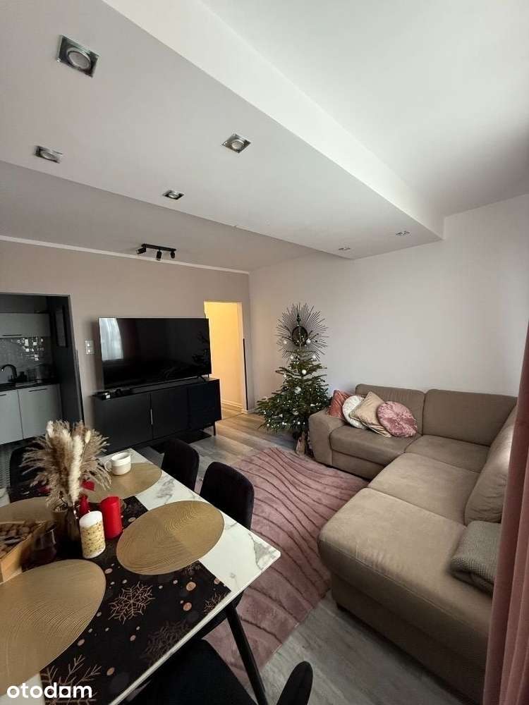 3 - pokojowe mieszkanie, w centrum Piaskowej Góry