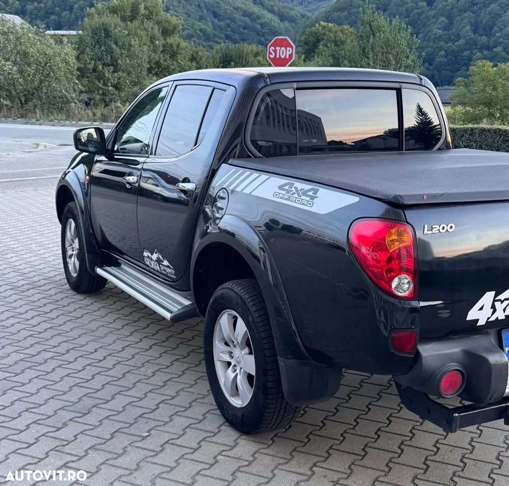 Mitsubishi L200 - 3