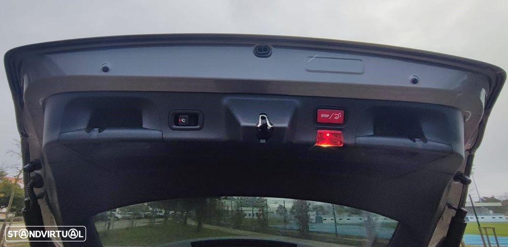 Mercedes-Benz CLA 200 d Shooting Brake Progressive Aut. - 9