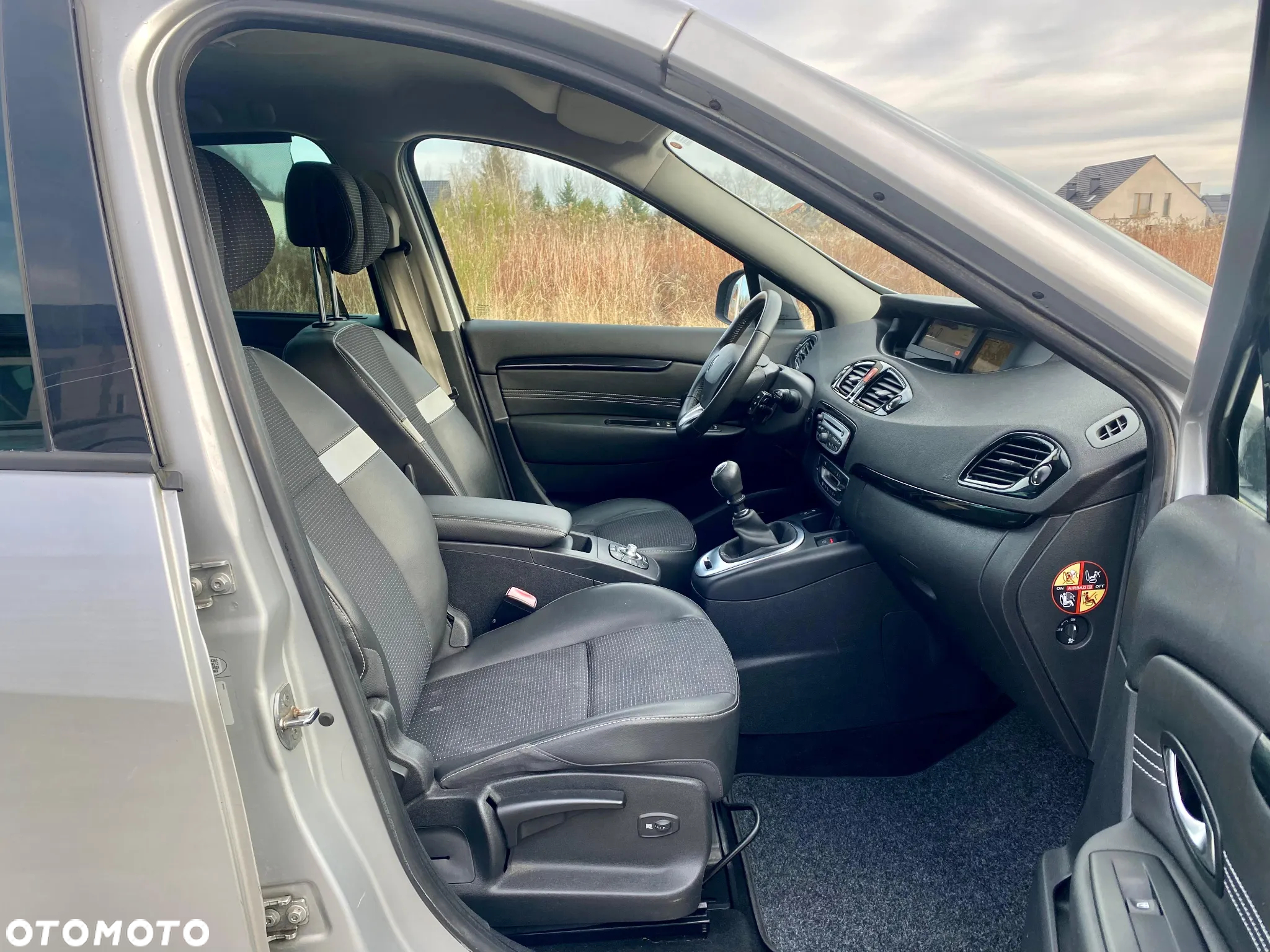 Renault Grand Scenic 1.9 dCi Bose Edition - 15