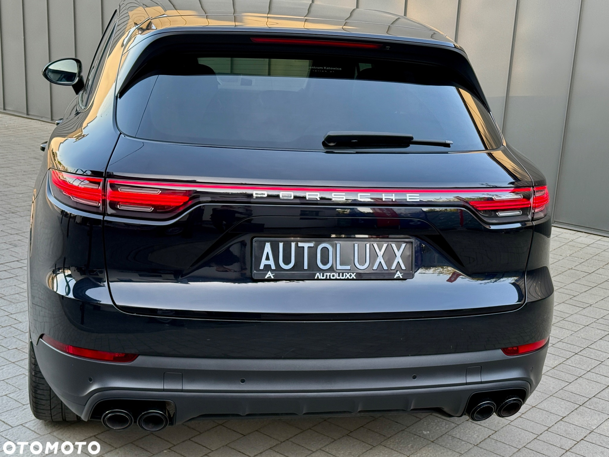 Porsche Cayenne Standard - 11