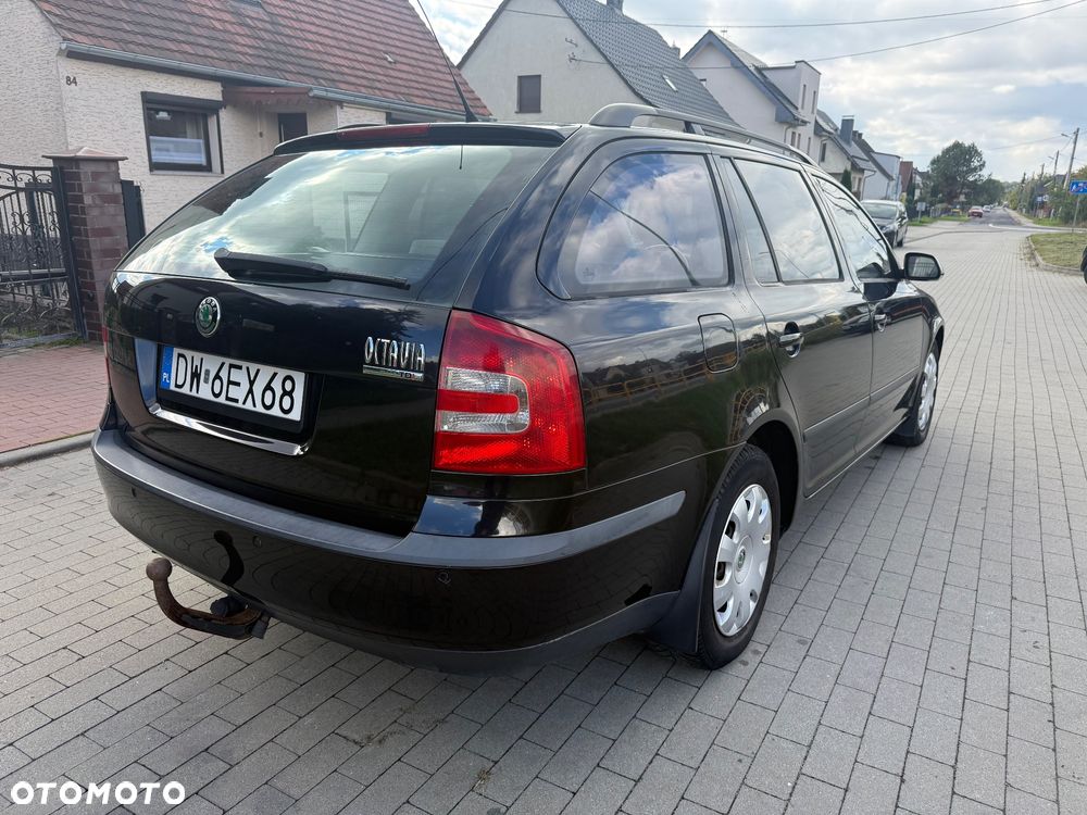 Skoda Octavia 2005 photo 4