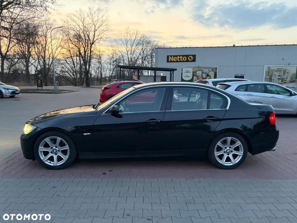 BMW Seria 3 325d - 3