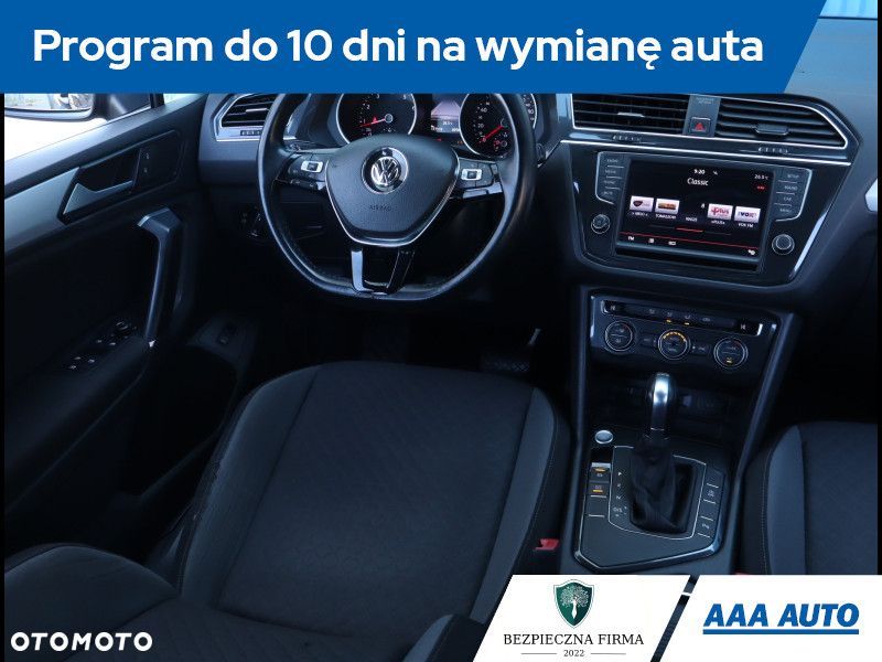 Volkswagen Tiguan - 8