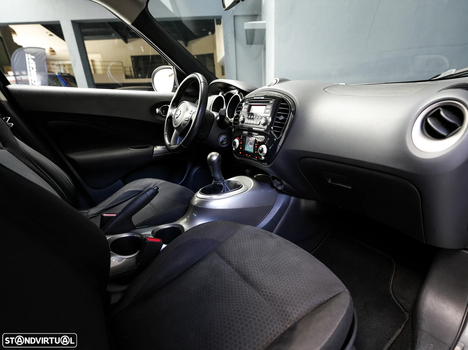 Nissan Juke 1.6 Tekna Sport - 12