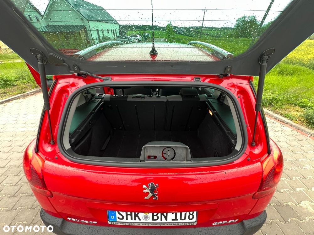 Peugeot 207 1.4 Trendy - 13