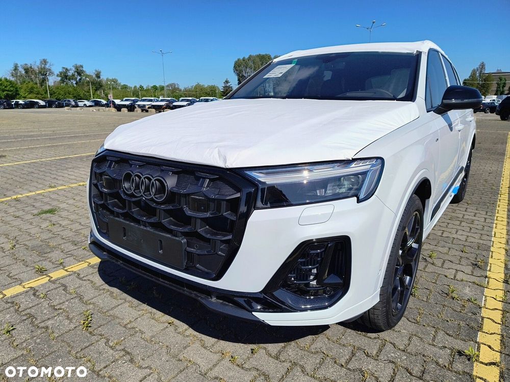 Audi Q7 60 TFSI e PHEV Quattro S Line Tiptr - 5