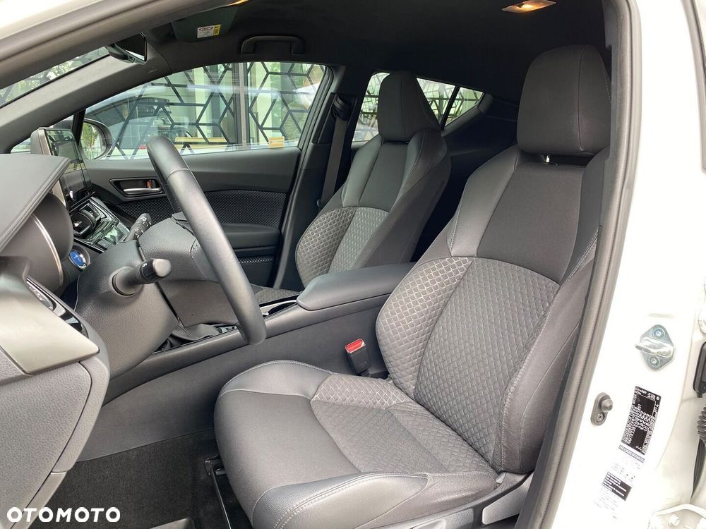 Toyota C-HR 2.0 Hybrid Style - 6