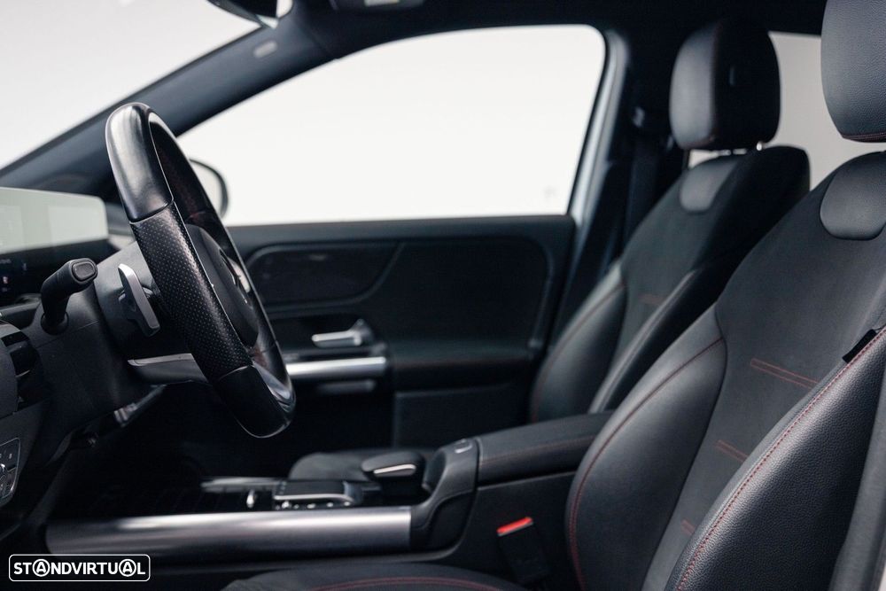 Mercedes-Benz GLA 250 e 8G-DCT AMG Line - 17