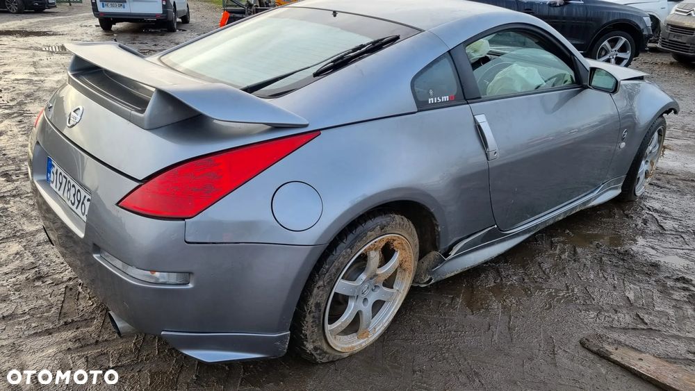 Nissan 350 Z - 7