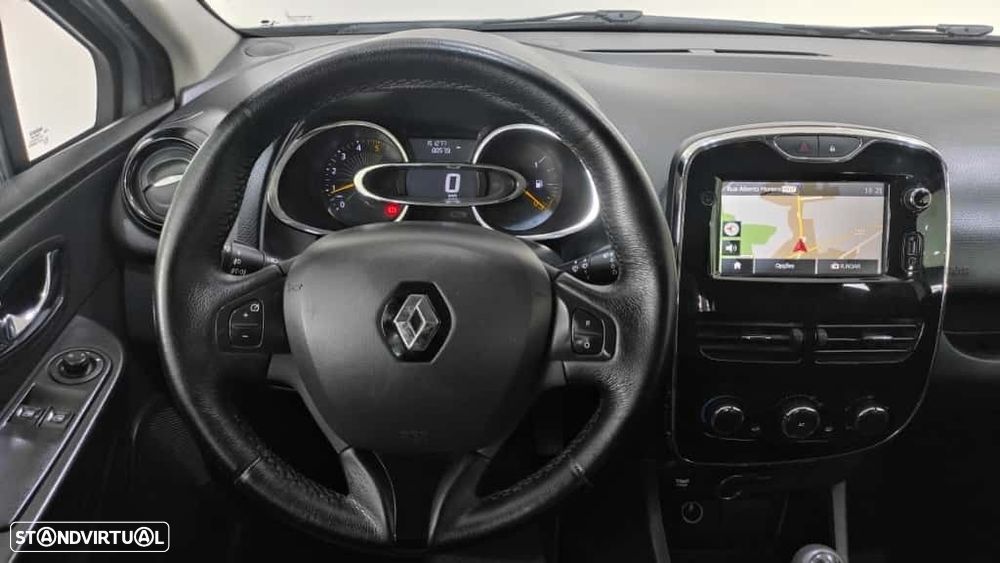 Renault Clio Sport Tourer 1.5 dCi Dynamique S - 9