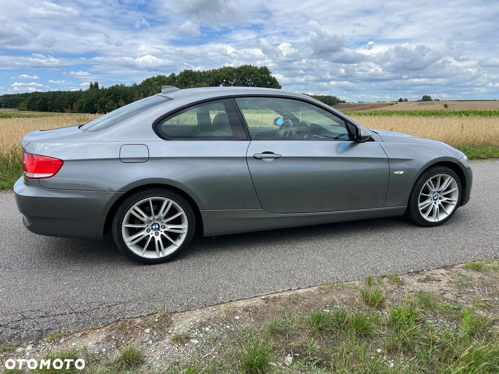BMW Seria 3 320d - 5