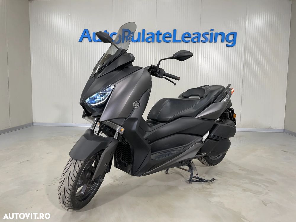 Yamaha XMAX 300