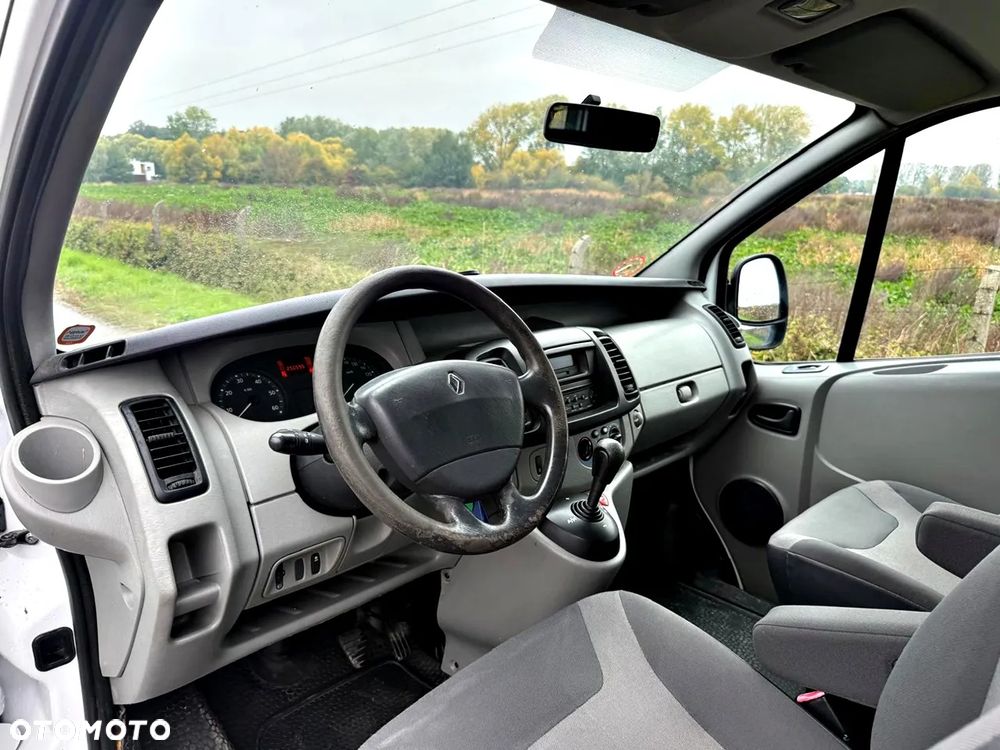 Renault Trafic - 9