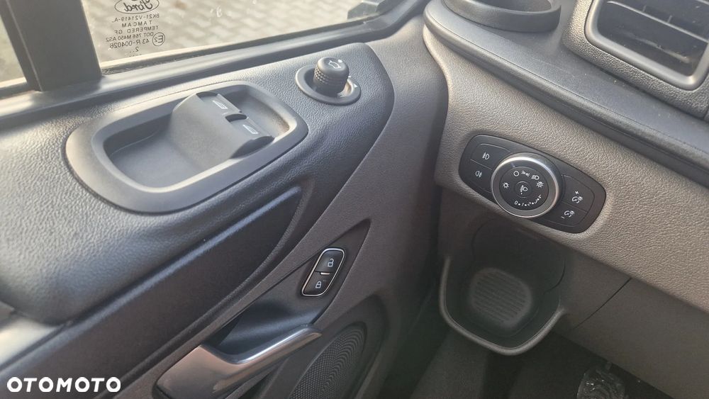 Ford Transit Custom - 14