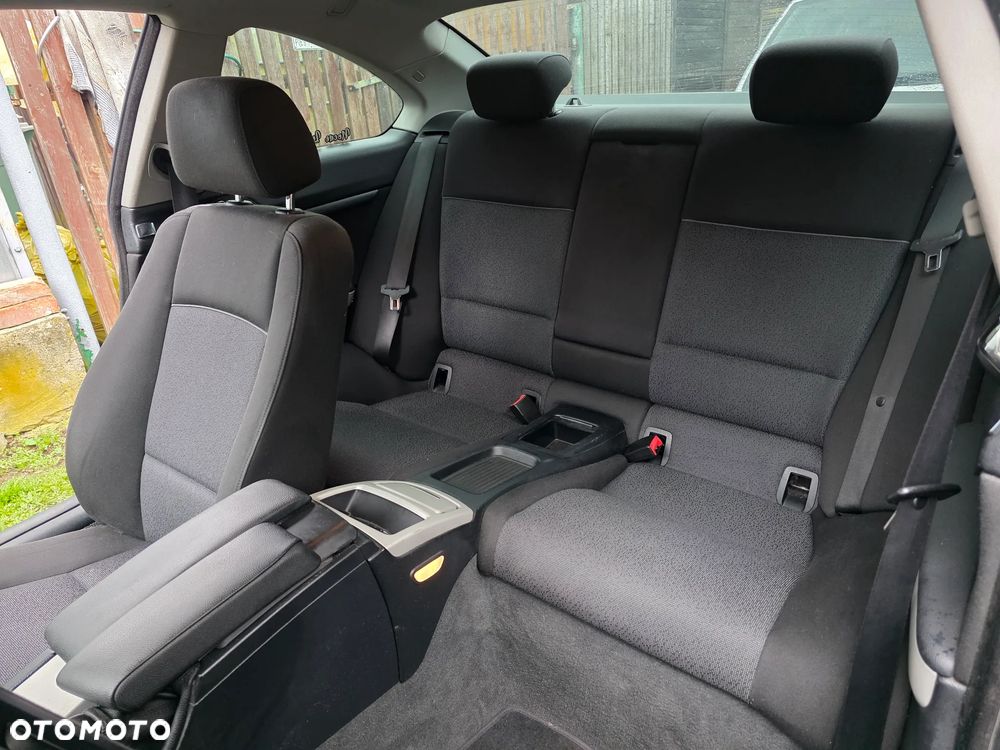 BMW Seria 3 320d xDrive - 12