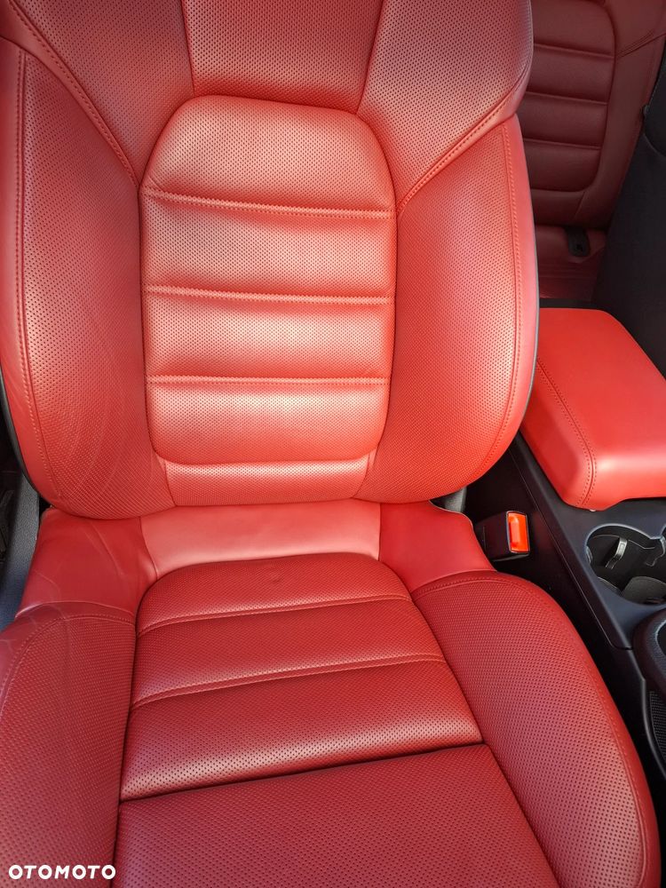 Porsche Macan - 22