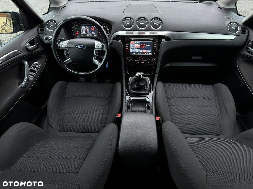 Ford S-Max 2.0 TDCi DPF Titanium - 23