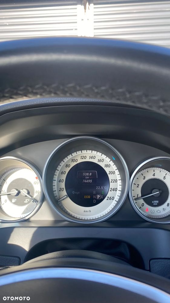 Mercedes-Benz Klasa E 250 7G-TRONIC - 13