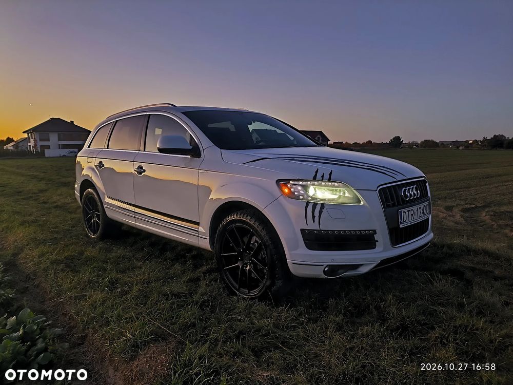 Audi Q7 - 1
