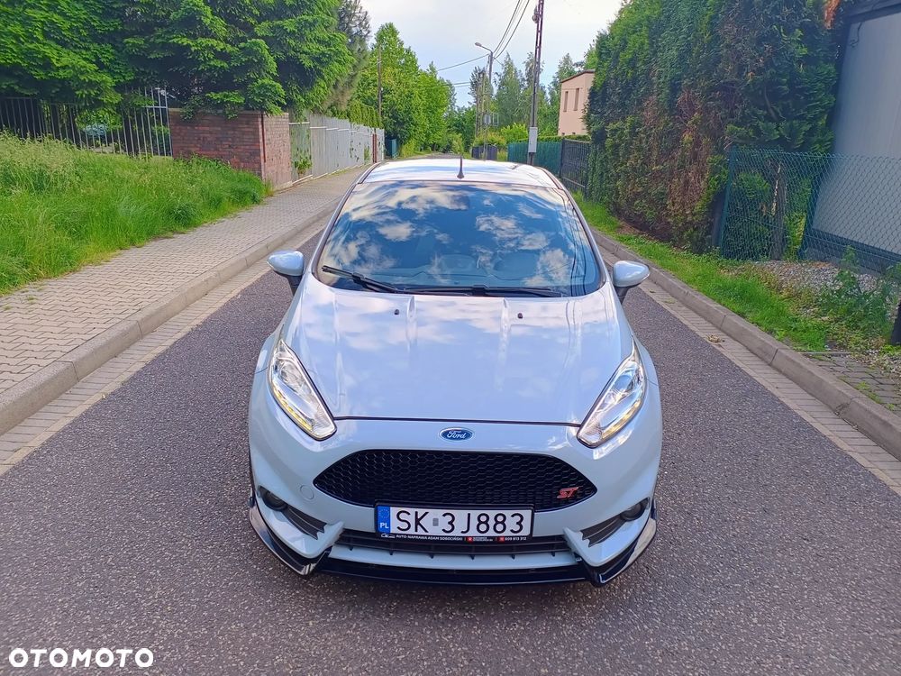 Ford Fiesta - 5