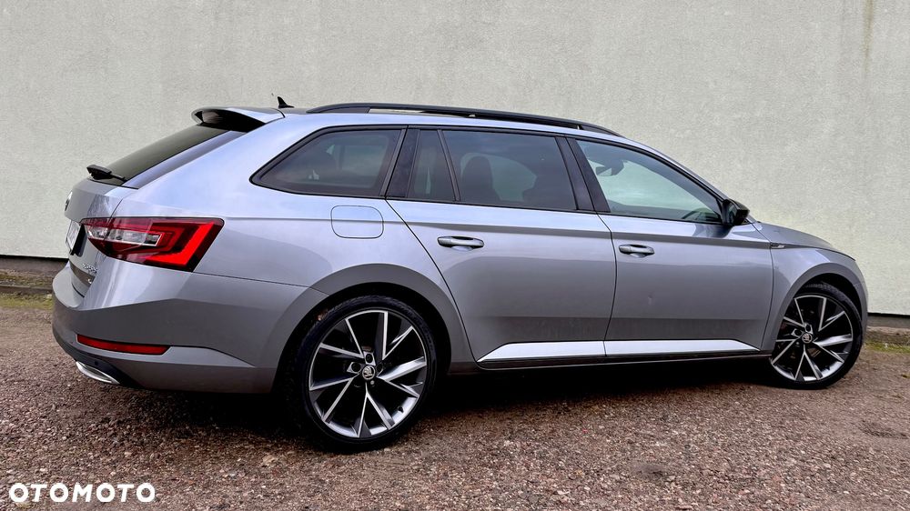 Skoda Superb 2.0 TDI 4x4 DSG SportLine - 21