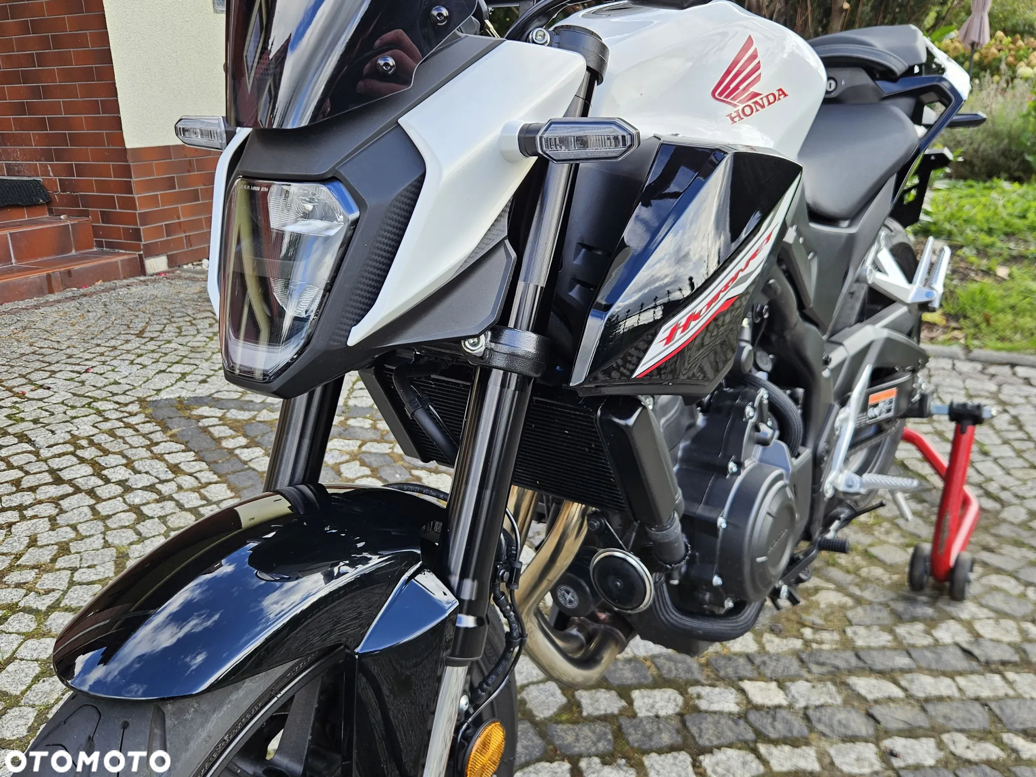 Honda CB - 40