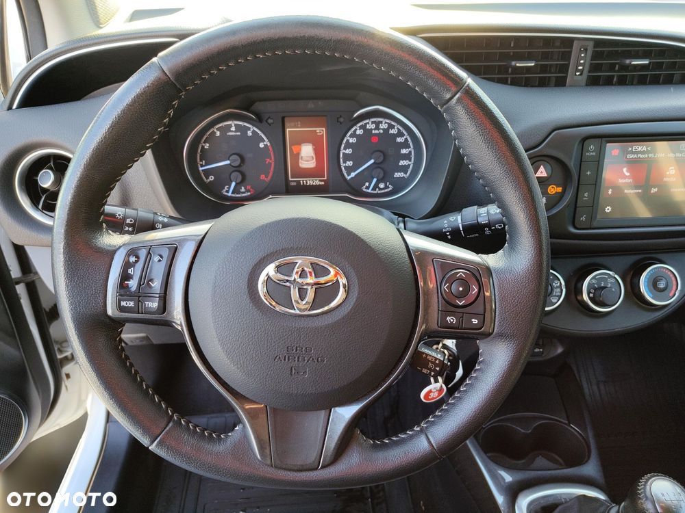 Toyota Yaris - 16