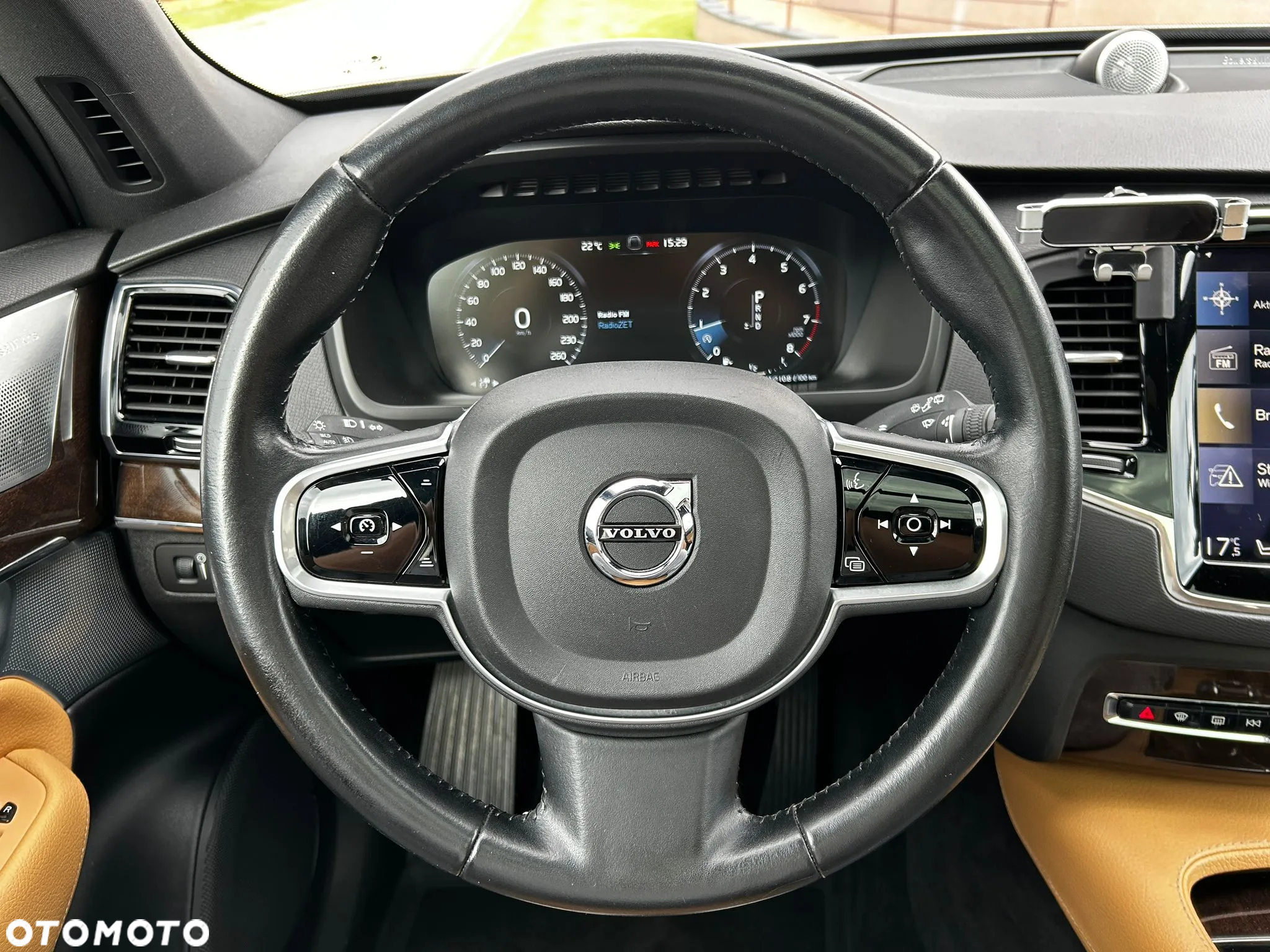 Volvo XC 90 T6 AWD R-Design 7os - 23