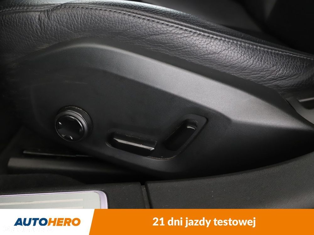 Volvo V90 D4 Momentum - 35