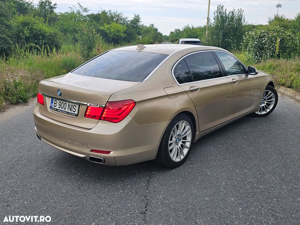 BMW Seria 7 750Ld xDrive - 13