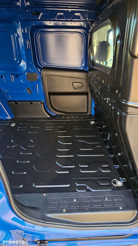 Fiat Doblo Maxi XL - 11