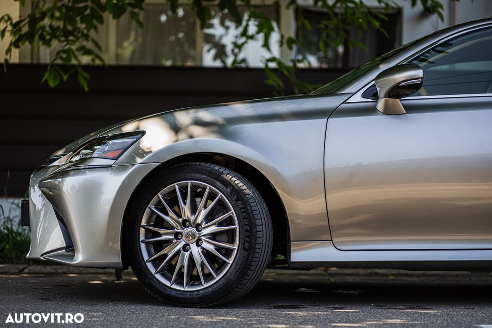 Lexus Seria GS 450h - 28