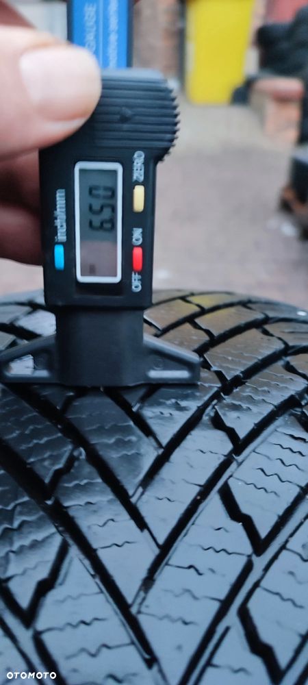 Opony Zimowe Continental WinterContact Ts860 205/55/16 91H 4x6mm 2020r Kpl. - 5